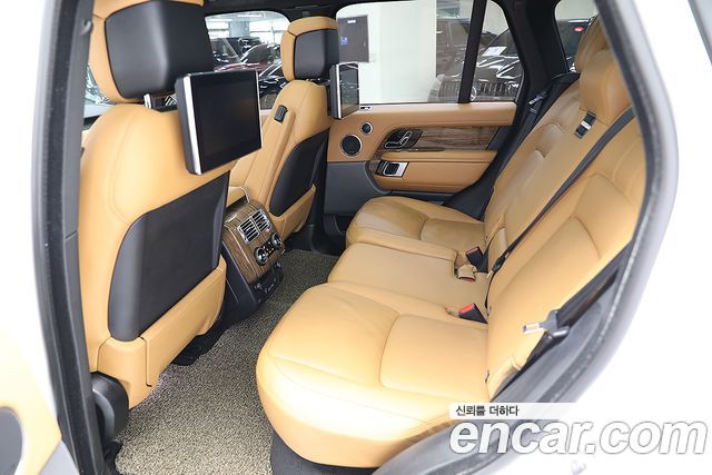 Land Rover Range Rover (IV) D350 Vogue SE Disel 2022 — фото 9