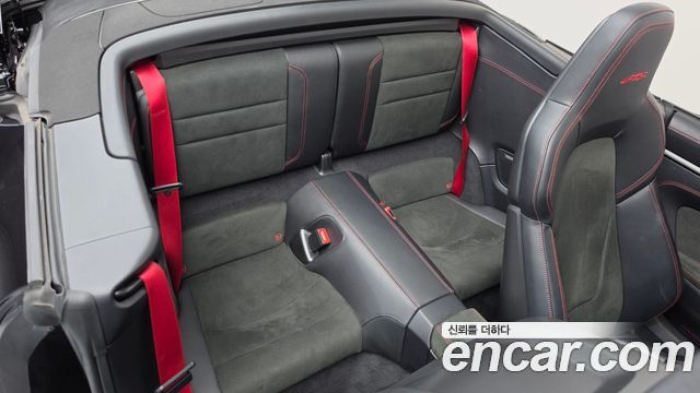 Porsche 911 (992) Carrera 4 GTS Cabriolet 2023 — фото 11