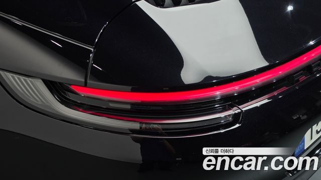 Porsche 911 (992) Carrera 4 GTS Cabriolet 2023 — фото 23