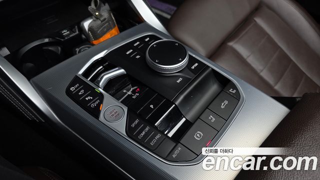 BMW 4 Series (G22) 420i M Sport Convertible 2024 — фото 9