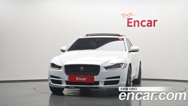 Jaguar XE 20d Prestige 2018 — фото 3