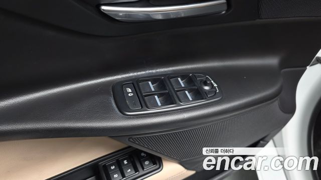 Jaguar XE 20d Prestige 2018 — фото 28
