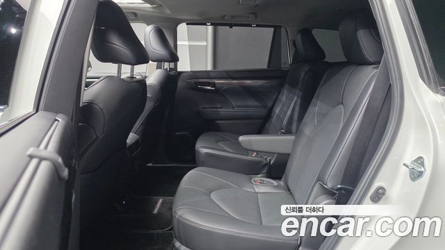 Toyota Highlander (IV) 2.5 4WD Limited 2023 — фото 12