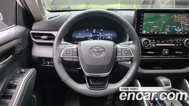 Toyota Highlander (IV) 2.5 4WD Limited 2023 — фото 13