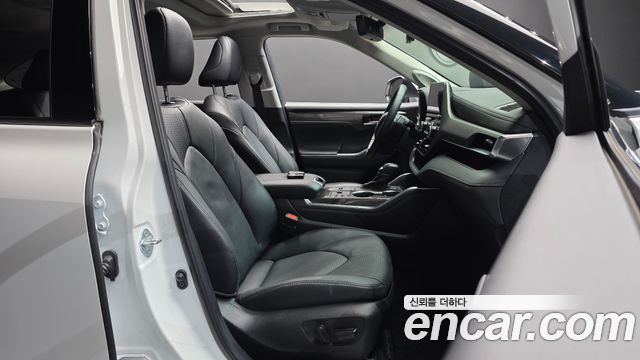 Toyota Highlander (IV) 2.5 4WD Limited 2023 — фото 26