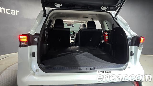 Toyota Highlander (IV) 2.5 4WD Limited 2023 — фото 33