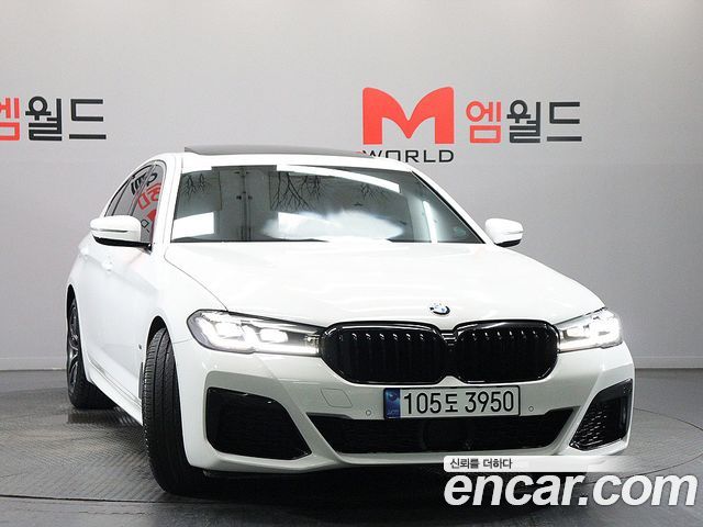 BMW 5 Series (G30) 520i M Sport 2023 — фото 3