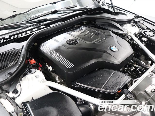 BMW 5 Series (G30) 520i M Sport 2023 — фото 23