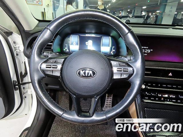 Kia K7 Premier Hybrid Signature 2020 — фото 8
