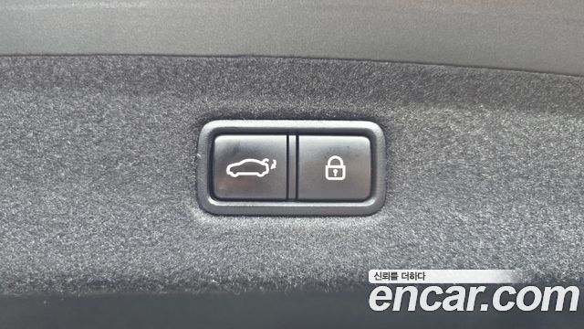 Genesis EQ900 3.3 T-GDI AWD Premiun Luxury 2018 — фото 16