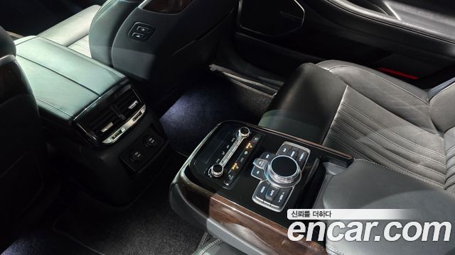 Genesis EQ900 3.3 T-GDI AWD Premiun Luxury 2018 — фото 18
