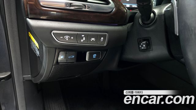 Genesis EQ900 3.3 T-GDI AWD Premiun Luxury 2018 — фото 19