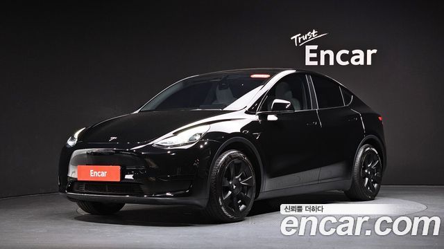 Tesla Model Y RWD 2024 — фото 11