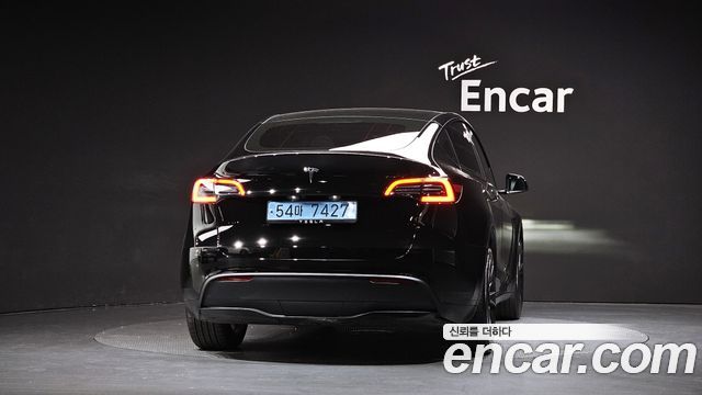 Tesla Model Y RWD 2024 — фото 4