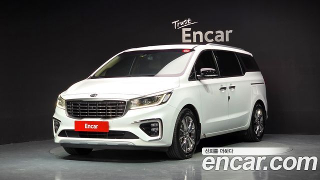 Kia Carnival 9-Seater Noblesse Special 2019 — фото 1