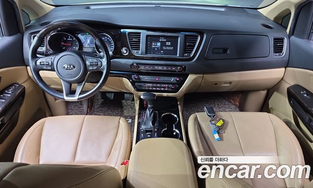 Kia Carnival 9-Seater Noblesse Special 2019 — фото 7
