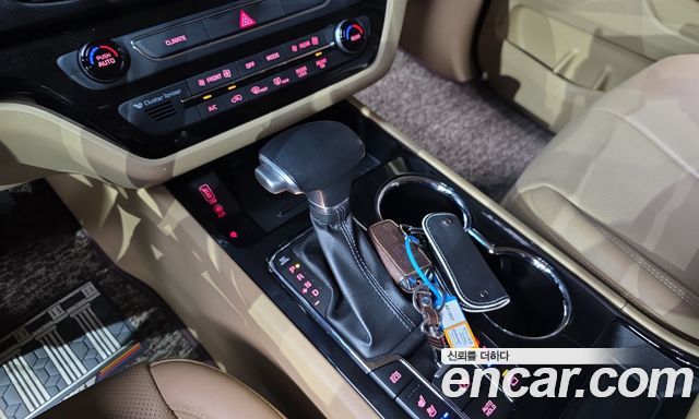Kia Carnival 9-Seater Noblesse Special 2019 — фото 9