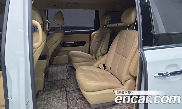 Kia Carnival 9-Seater Noblesse Special 2019 — фото 12