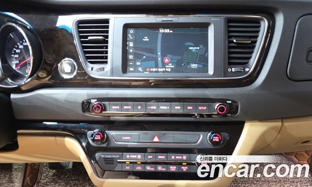 Kia Carnival 9-Seater Noblesse Special 2019 — фото 15