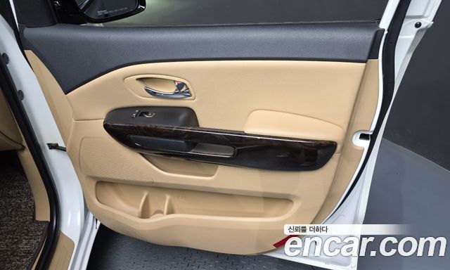 Kia Carnival 9-Seater Noblesse Special 2019 — фото 25