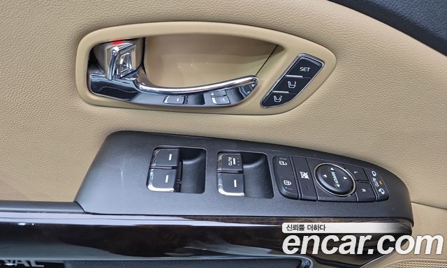 Kia Carnival 9-Seater Noblesse Special 2019 — фото 28