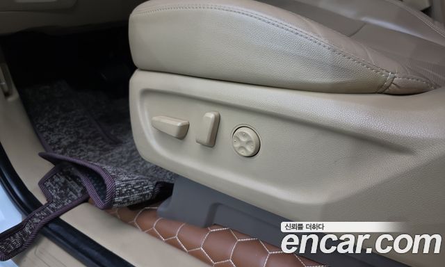 Kia Carnival 9-Seater Noblesse Special 2019 — фото 32