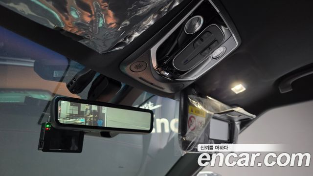 KG Mobility (SsangYong) Torres EVX TV7 2024 — фото 34