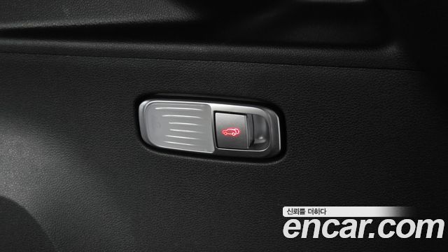 KG Mobility (SsangYong) Torres EVX TV7 2024 — фото 35