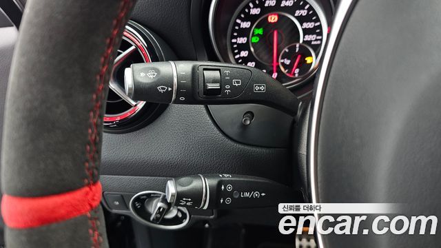 Mercedes-Benz GLA-Class (X156) GLA45 AMG 4MATIC 2019 — фото 29