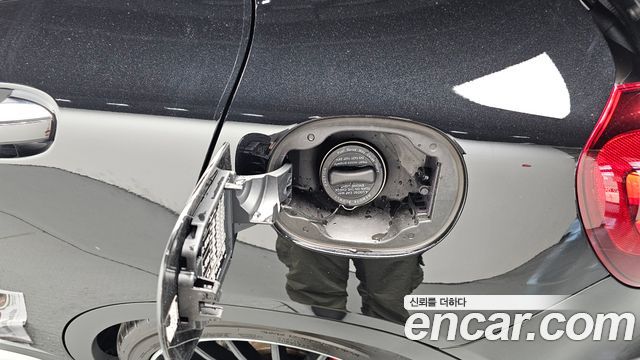 Mercedes-Benz GLA-Class (X156) GLA45 AMG 4MATIC 2019 — фото 34
