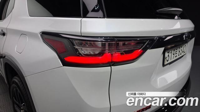 Chevrolet Traverse 3.6 AWD Redline 2020 — фото 22