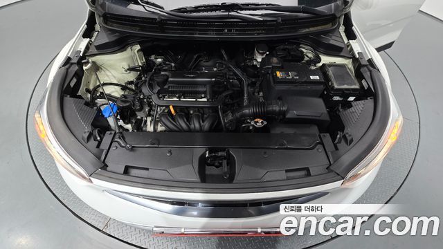 Kia Stonic 1.4 Trendy 2020 — фото 6
