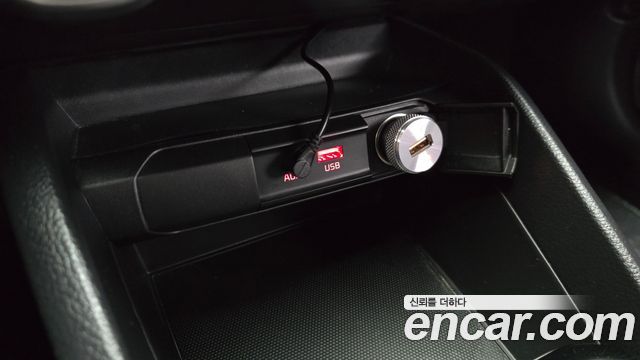 Kia Stonic 1.4 Trendy 2020 — фото 19