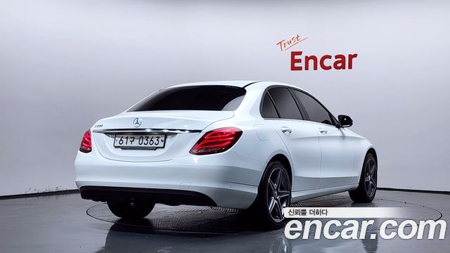 Mercedes-Benz C-Class (W205) C200 2016 — фото 2