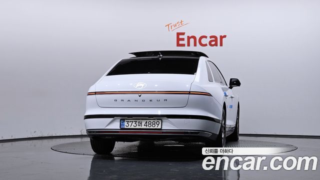 Hyundai Grandeur Hybrid (GN7) Exclusive 2023 — фото 4