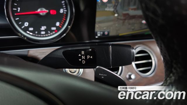 Mercedes-Benz E-Class (W213) E220d Exclusive 2017 — фото 9