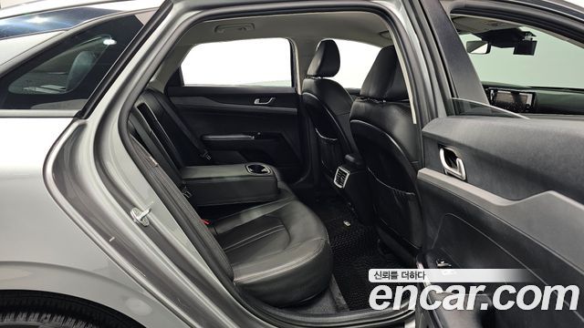Kia K5 (III) 1.6 Turbo Prestige 2020 — фото 16