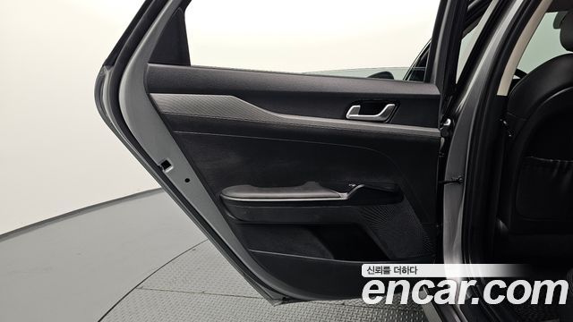 Kia K5 (III) 1.6 Turbo Prestige 2020 — фото 31