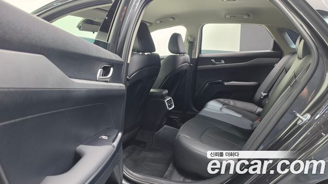 Kia K5 (III) 2.0 LPi(Rent) Trendy 2024 — фото 28