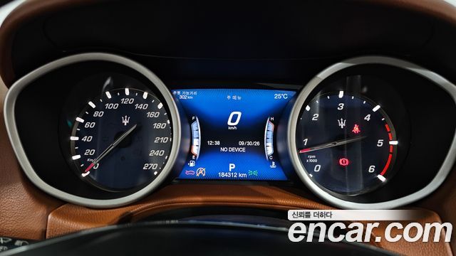 Maserati Ghibli 3.0 Diesel 3rd 2018 — фото 8
