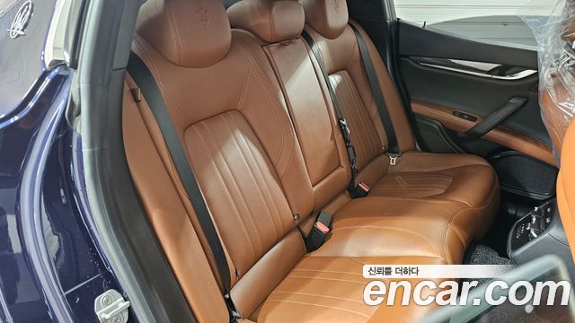 Maserati Ghibli 3.0 Diesel 3rd 2018 — фото 16