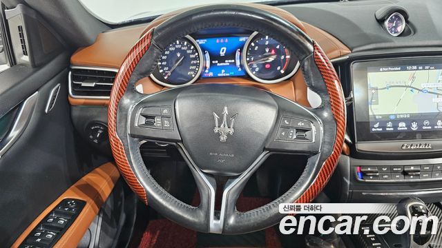 Maserati Ghibli 3.0 Diesel 3rd 2018 — фото 17