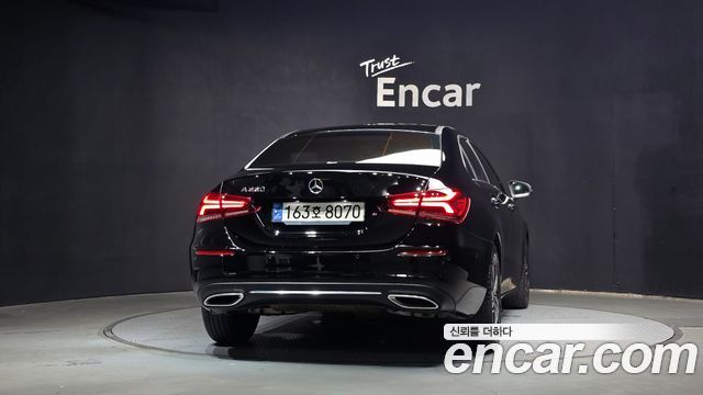 Mercedes-Benz A-Class (W177) A220 Sedan 2022 — фото 4