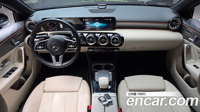 Mercedes-Benz A-Class (W177) A220 Sedan 2022 — фото 7