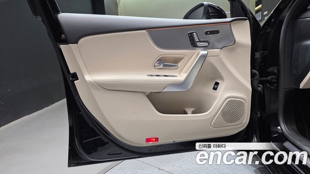 Mercedes-Benz A-Class (W177) A220 Sedan 2022 — фото 24