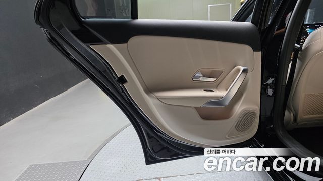 Mercedes-Benz A-Class (W177) A220 Sedan 2022 — фото 25