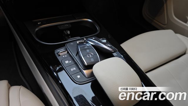 Mercedes-Benz A-Class (W177) A220 Sedan 2022 — фото 27