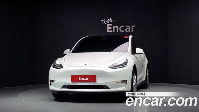 Tesla Model Y Standard Range RWD 2021 — фото 3