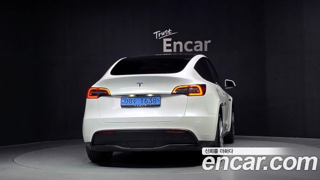 Tesla Model Y Standard Range RWD 2021 — фото 4