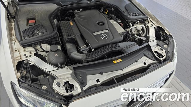 Mercedes-Benz E-Class (W213) E300 4MATIC Avnatgarde 2017 — фото 6